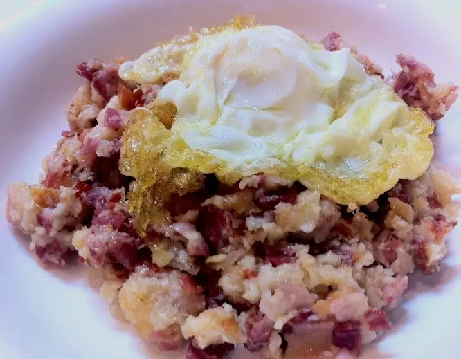 Migas de pastor con huevo frito